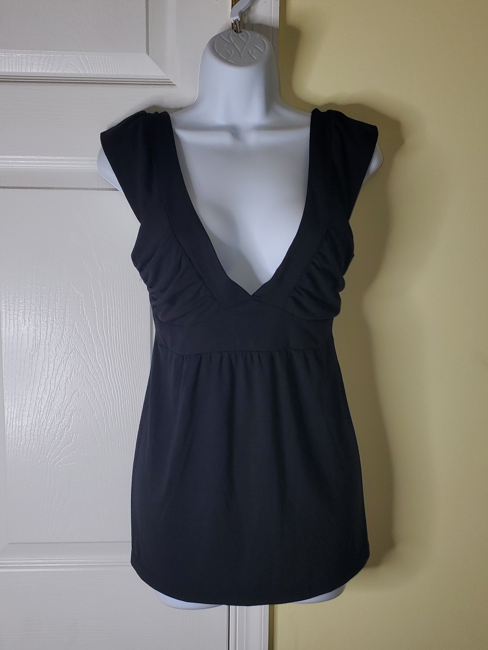 🖤 GUESS Jeans Authentic Black Ruched Babydoll Top | Size M